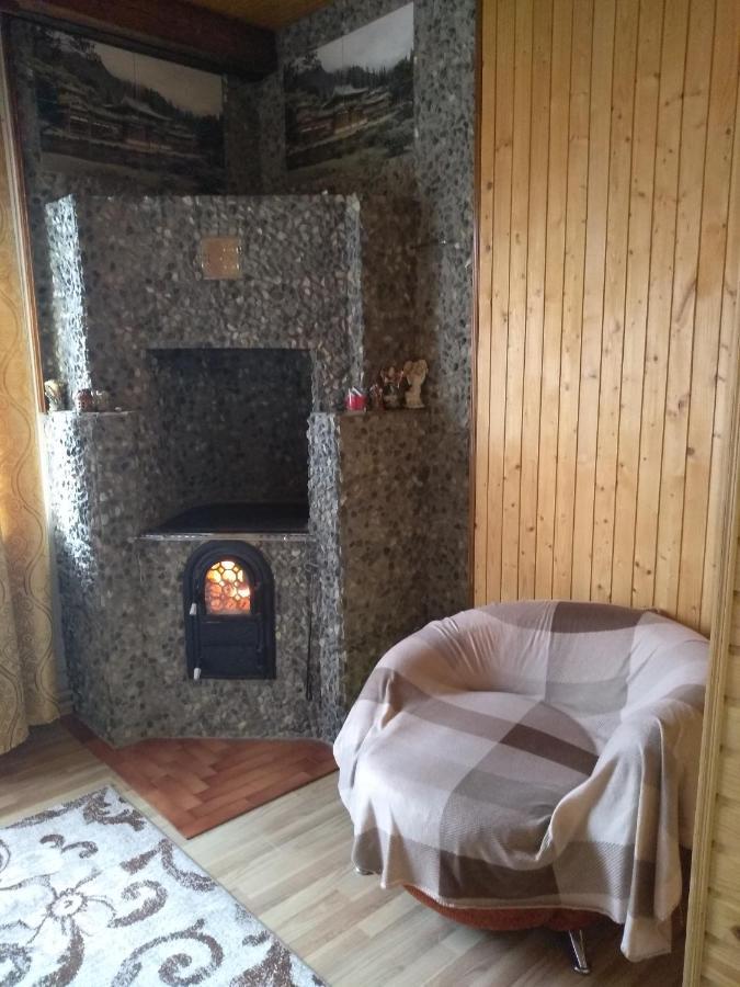 Карпатські Ночі Чан На Території Apartment Iaremcea Exterior foto